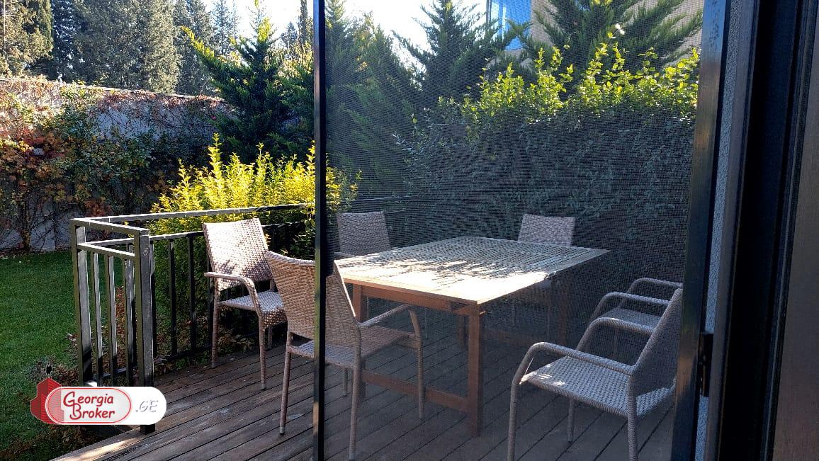 იყიდება ახალი გარემონტებული 7 ოთახიანი სახლი დიღომი 8ში